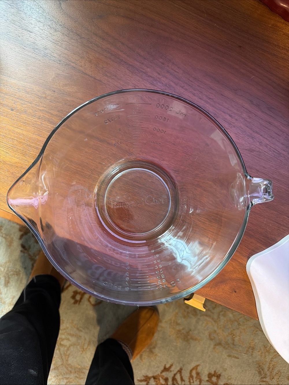 Pampered Chef Clear Glass Mixing Bowl with Measuring Marks 8 cup w lid - Picture 9 of 14